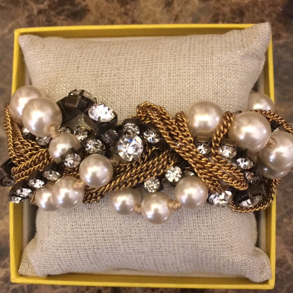 Pearl, chain, rhinestone twisted bracelet.